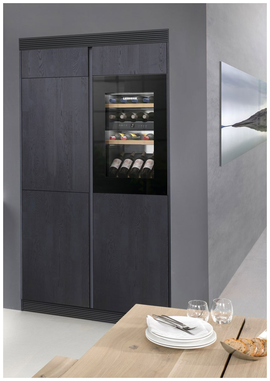 картинка Встраиваемый винный шкаф Liebherr EWTgb 1683-26 001 