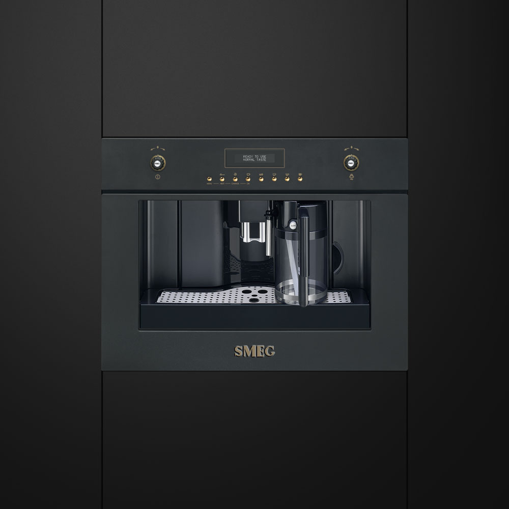 картинка Кофемашина Smeg CMS8451A  картинка Кофемашина Smeg CMS8451A
