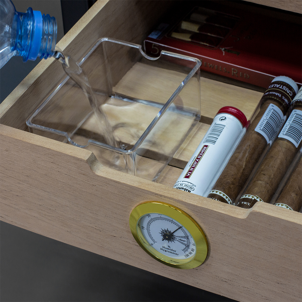 картинка Холодильник для хранения сигар Meyvel MC-48BT 