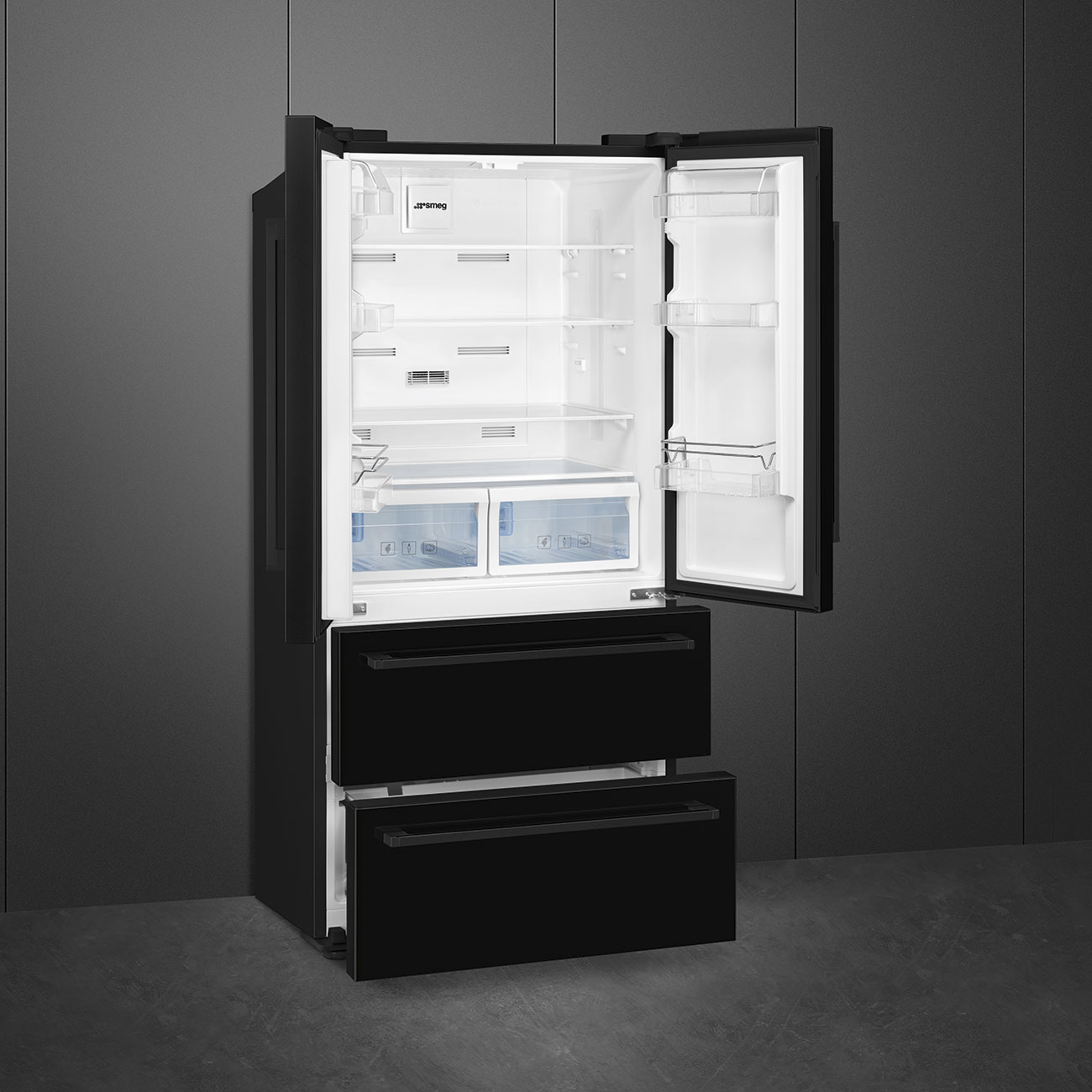 картинка Отдельностоящий холодильник Smeg FQ55FNDE  картинка Отдельностоящий холодильник Smeg FQ55FNDE