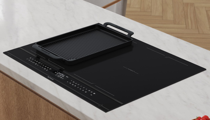 картинка Индукционная варочная панель De Dietrich DPI4320BT INFINITE BLACK 