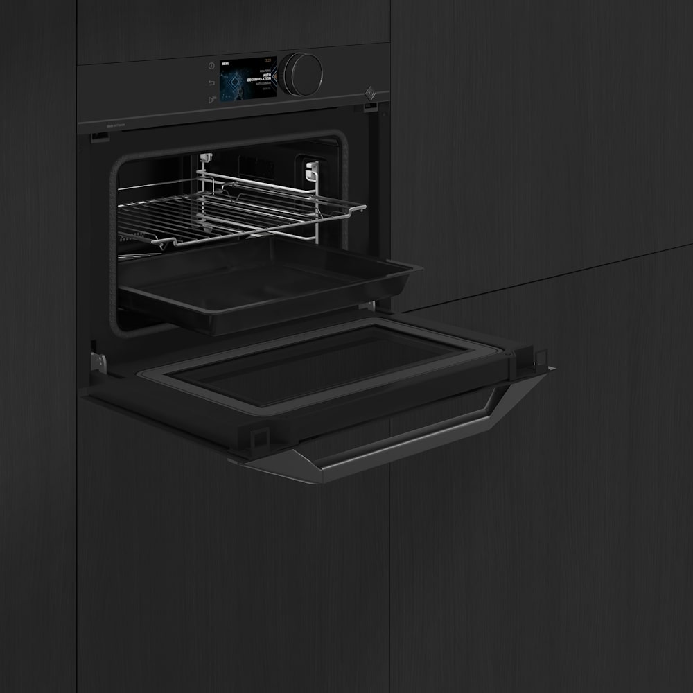 картинка Микроволновая печь De Dietrich DKC4756B INFINITE BLACK 