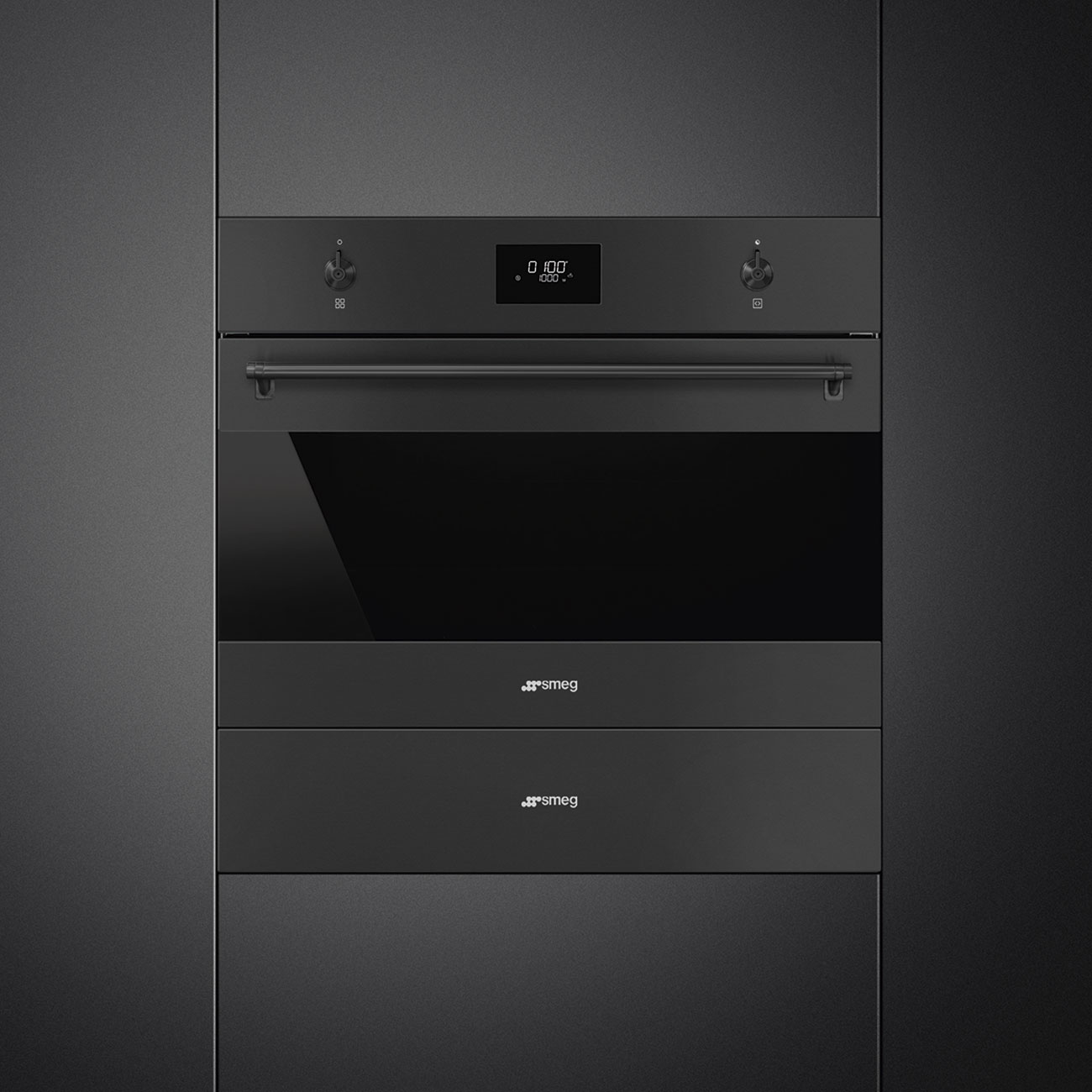 картинка Микроволновая печь Smeg SO4301M0N черный матовый  картинка Микроволновая печь Smeg SO4301M0N черный матовый