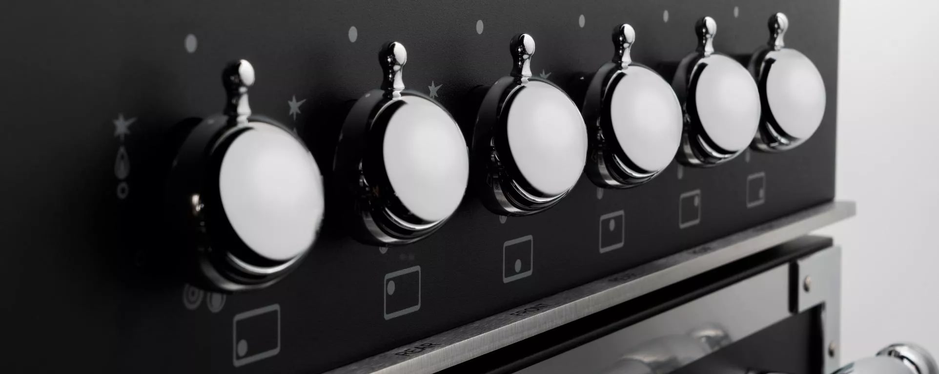 картинка Комбинированная кухонная плита Bertazzoni HER126G2ENET чёрная 