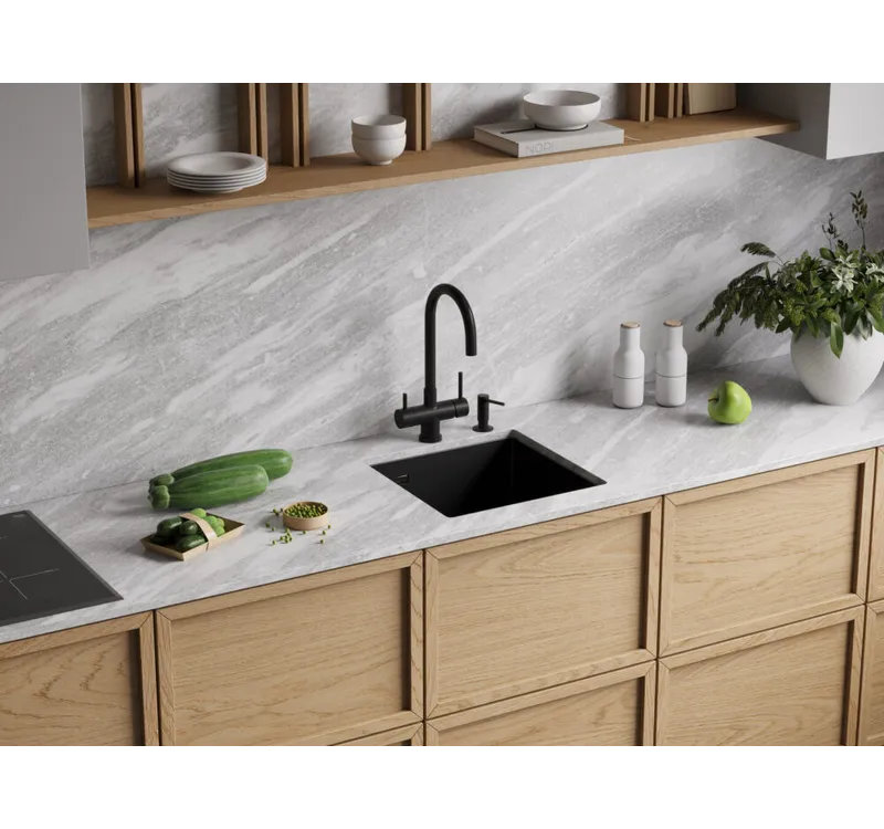 картинка Дозатор для мыла Omoikiri ОМ-02 под металл 