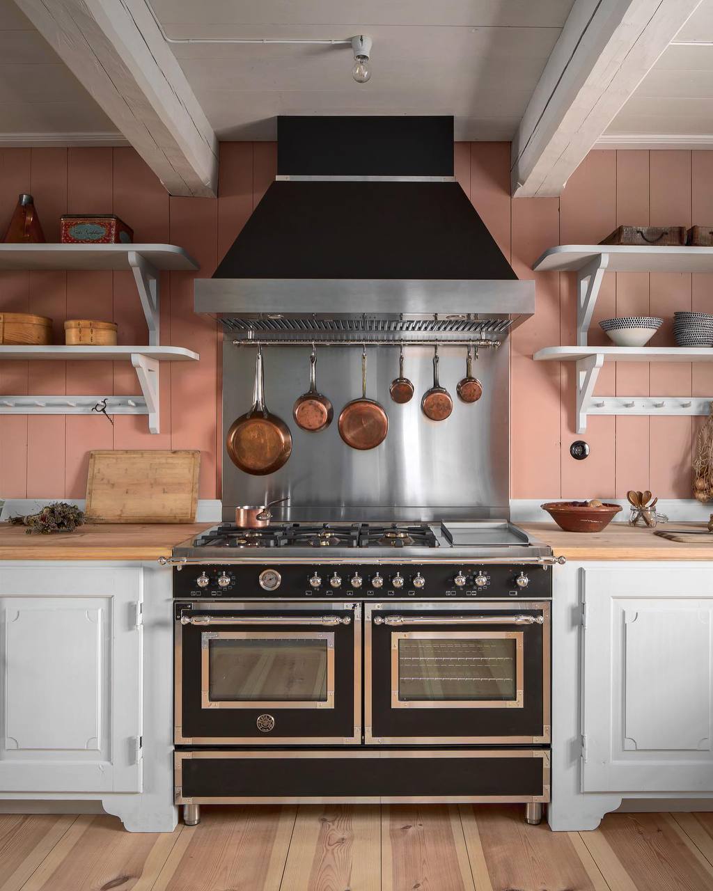 картинка Комбинированная кухонная плита Bertazzoni HER126G2ENET чёрная 