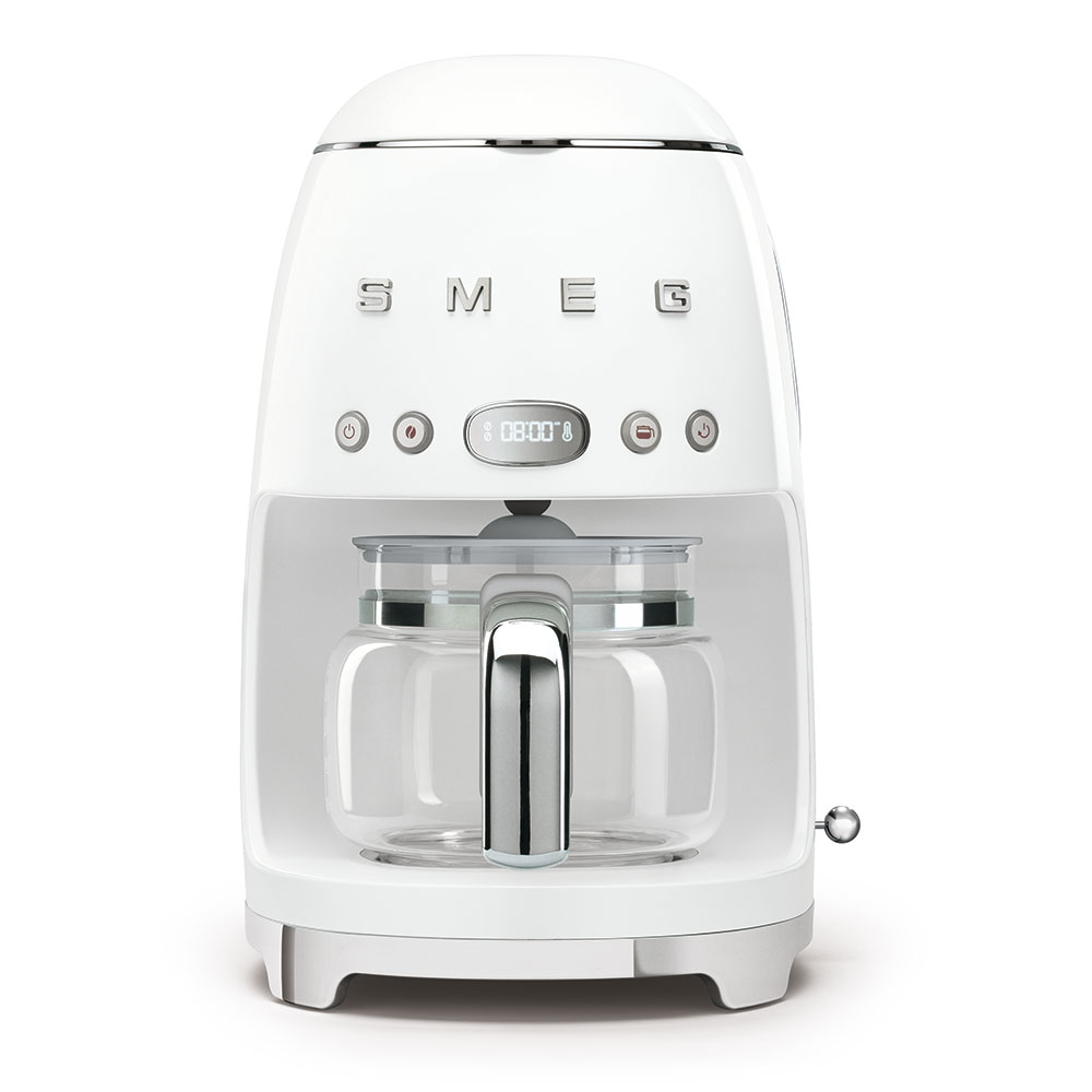 картинка Кофеварка Smeg DCF02WHEU  картинка Кофеварка Smeg DCF02WHEU