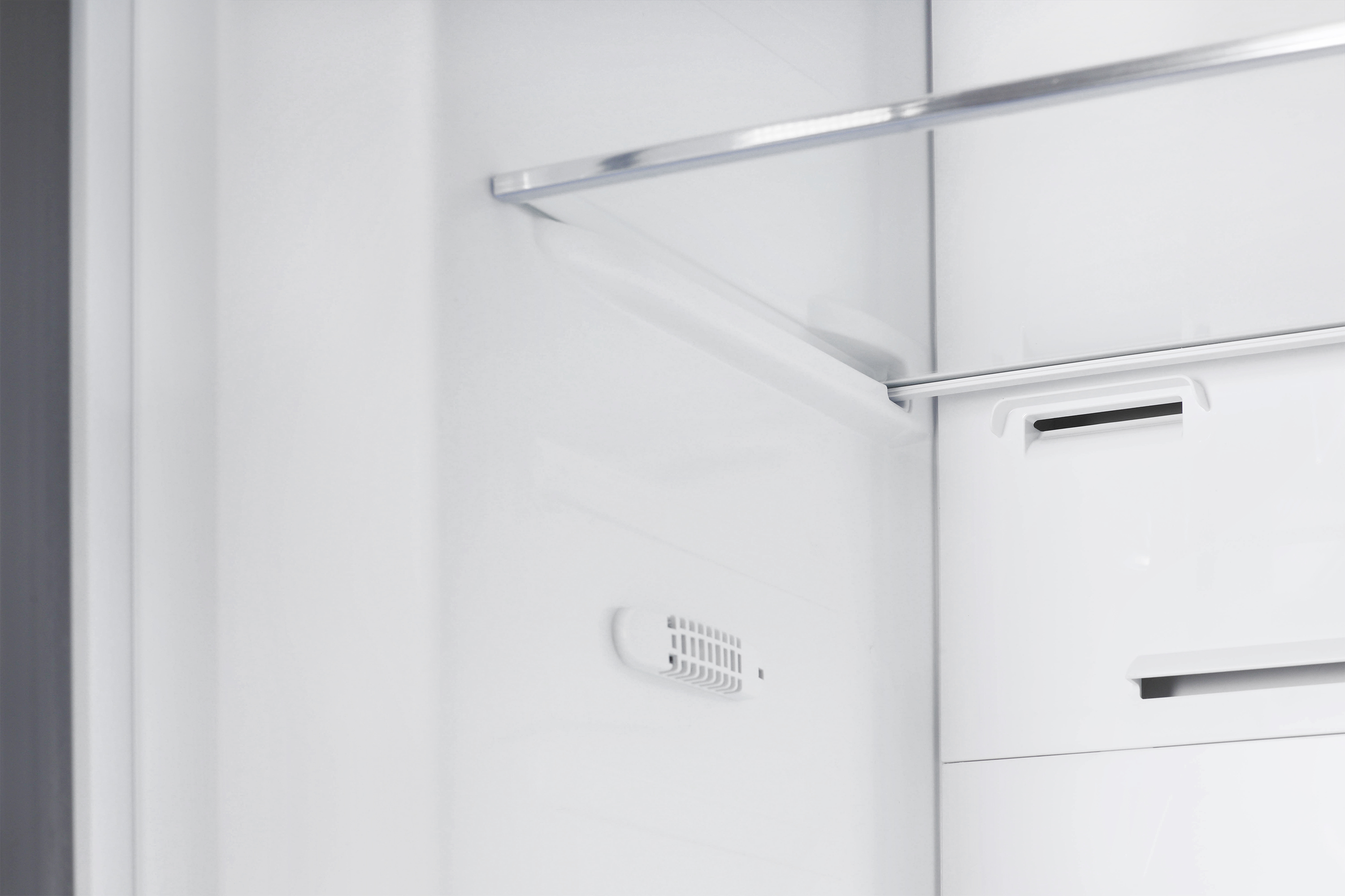 картинка Отдельностоящий холодильник Nordfrost RFS 525DX NFGW INVERTER   картинка Отдельностоящий холодильник Nordfrost RFS 525DX NFGW INVERTER