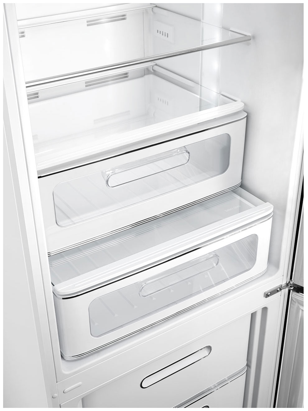 картинка Отдельностоящий холодильник Smeg FAB32RWH5  картинка Отдельностоящий холодильник Smeg FAB32RWH5