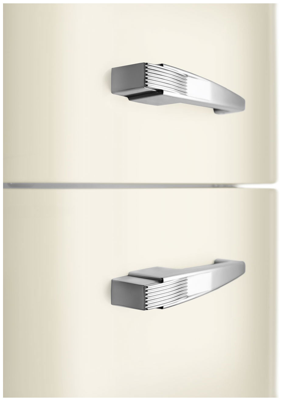 картинка Отдельностоящий холодильник Smeg FAB30RCR5  картинка Отдельностоящий холодильник Smeg FAB30RCR5