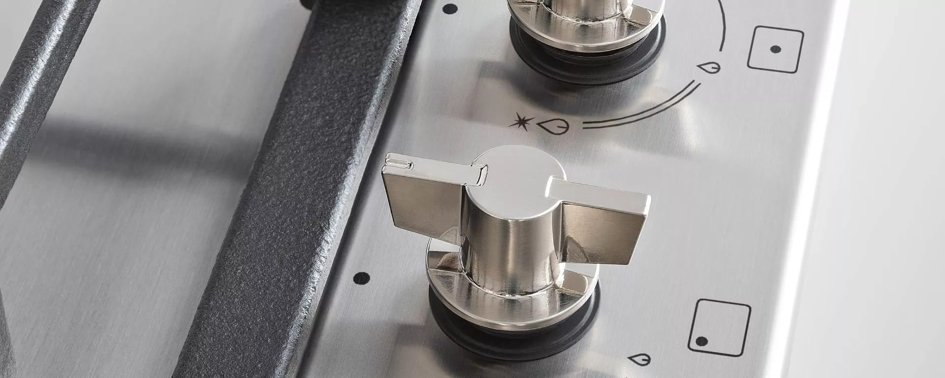 картинка Газовая варочная панель Bertazzoni P604LMODX нержавеющая сталь 