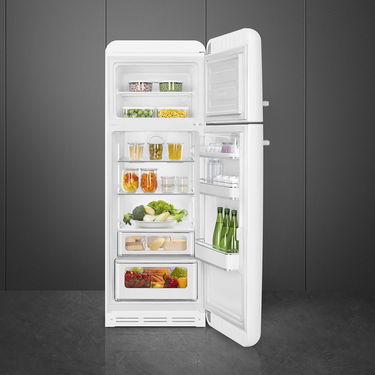 картинка Отдельностоящий холодильник Smeg FAB30RWH5  картинка Отдельностоящий холодильник Smeg FAB30RWH5