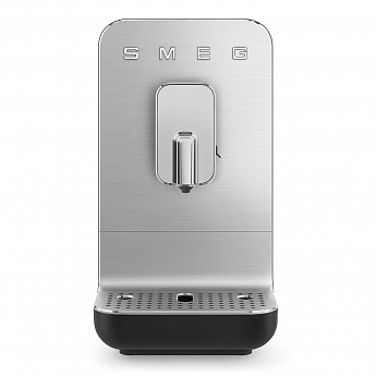 картинка Кофемашина Smeg BCC13BLMEU 