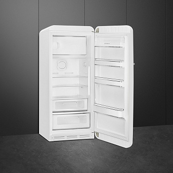 картинка Отдельностоящий холодильник Smeg FAB28RWH5  картинка Отдельностоящий холодильник Smeg FAB28RWH5