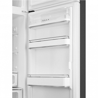 картинка Отдельностоящий холодильник Smeg FAB30RWH5  картинка Отдельностоящий холодильник Smeg FAB30RWH5