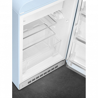 картинка Отдельностоящий холодильник Smeg FAB10RPB6 постельный голубой  картинка Отдельностоящий холодильник Smeg FAB10RPB6 постельный голубой